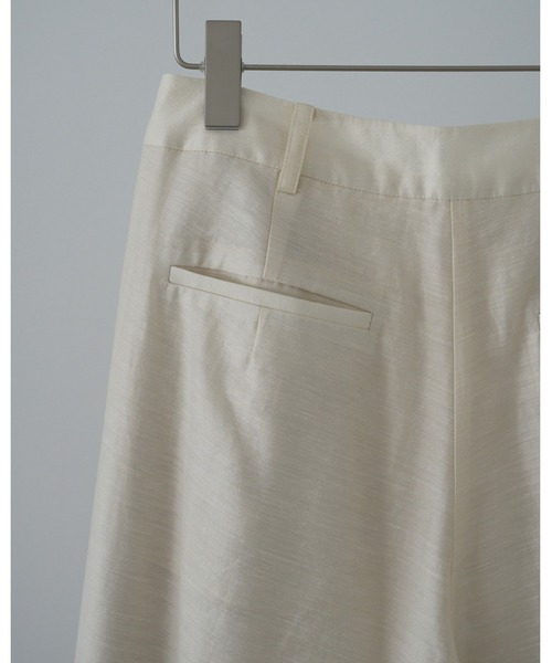 anuke（アンヌーク）の「Sheer Tuck Pants（その他パンツ・レディース・ブラック/アイボリー・36inch/38inch）」の14枚目の写真