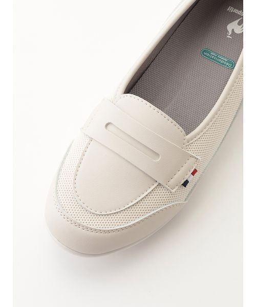 le coq sportif(ルコックスポルティフ)の「【le coq sportif】LCS VOSNE(スニーカー・レディース・ホワイト・24/24.5/23.5/25/23)」の5枚目の写真