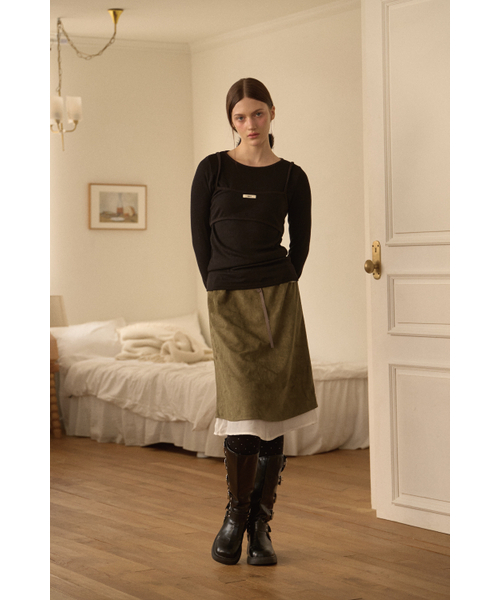 LETERIE(レテリー)の「SUEDE SILKY MIDI SKIRTS_KHAKI(スカート・レディース・カーキ・FREE)」の1枚目の写真