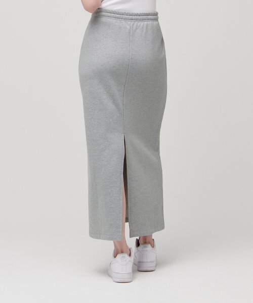 MUSINSA STANDARD WOMAN（ムシンサスタンダードウーマン）の「レディーススウェットマキシスカート[ミディアムグレー]（スカート・レディース・その他・SMALL/MEDIUM/LARGE/X-SMALL）」の15枚目の写真