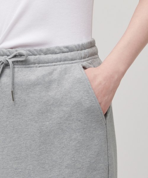 MUSINSA STANDARD WOMAN（ムシンサスタンダードウーマン）の「レディーススウェットマキシスカート[ミディアムグレー]（スカート・レディース・その他・SMALL/MEDIUM/LARGE/X-SMALL）」の13枚目の写真