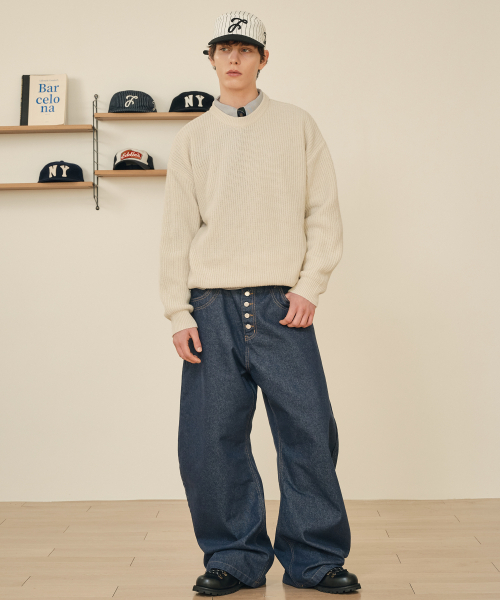 TAKEASY(テイクイージー)の「ラムスウールクルーネックオーバーニット(アイボリー)(ニット/セーター・メンズ・その他・LARGE/SMALL/MEDIUM)」の4枚目の写真