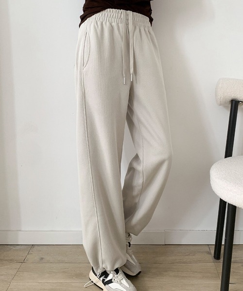 LOWO(ロワ)の「スウェット ワイドパンツ 冬 レディース 秋冬 リラックス 2WAY(スウェットパンツ・レディース・ブラック/オフホワイト/グレー・M/L)」の10枚目の写真
