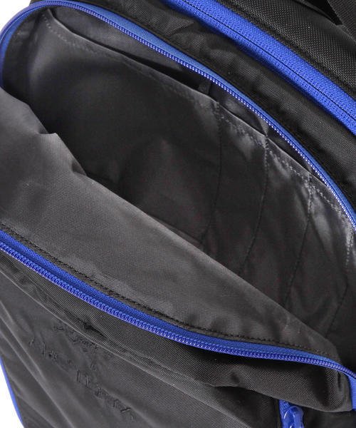 ARC'TERYX（アークテリクス）の「ARC'TERYX×BEAMS BOY / 40th別注 MANTIS 26 （バックパック/リュック・レディース・ブラック×ブルー・ONE SIZE）」の15枚目の写真