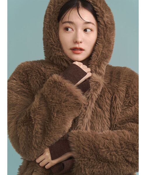 LAGUNAMOON(ラグナムーン)の「フェイクファーフーディコート(その他アウター・レディース・ライトグレー/モカ・FREE)」の16枚目の写真