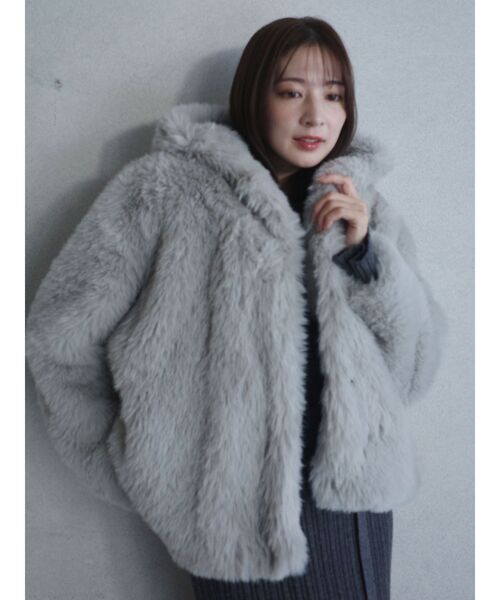 LAGUNAMOON（ラグナムーン）の「フェイクファーフーディコート（その他