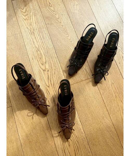 EVRIS（エヴリス）の「レースアップポインテッドヒール（サンダル・レディース・ブラック/ブラウン・SMALL/MEDIUM/LARGE）」の12枚目の写真