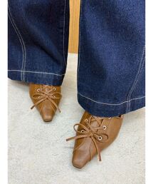 レースアップポインテッドヒール