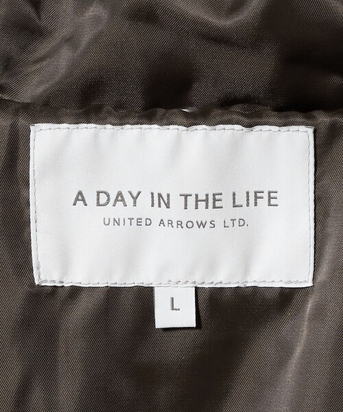 A DAY IN THE LIFE UNITED ARROWS(アデイインザライフユナイテッドアローズ)の「フェイクファーフード ダウンジャケット <A DAY IN THE LIFE>(ダウンジャケット/コート・レディース・ナチュラル/ブラック/オリーブ/モカ・M/L)」の7枚目の写真
