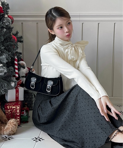 by muni:r（バイ ムニール）の「【2WAY・4色展開】クラシック スエード ショルダー & クロスバッグ（ショルダーバッグ・レディース・ブラック/ライトブラウン/グレー/ブラウン・FREE）」の16枚目の写真