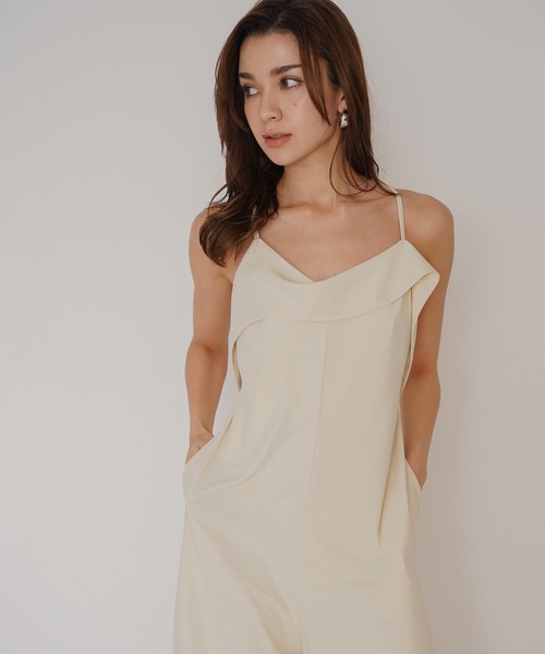 KINO THE KEI（キノザケイ）の「DAILY＆LOUNGEWEAR ドレープネック 2WAY ストラップ オールインワン KINO THE KEI（つなぎ/オールインワン・レディース・アイボリー/ブラウン/ネイビー・M/S）」の4枚目の写真