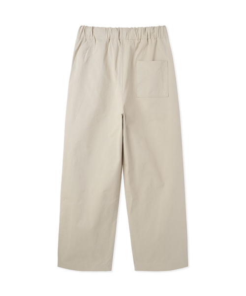 BLACKBROWN（ブラックブラウン）の「ワンタックワイドフィットバンディングコットンパンツ [L-BEIGE]（その他パンツ・メンズ・オートミール・SMALL/MEDIUM/LARGE/X-LARGE/XX-LARGE）」の2枚目の写真