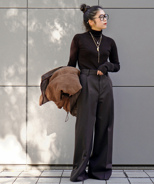 AP STUDIO（エーピーストゥディオ）の「Veneフレアパンツ（スラックス・レディース・ブラック/ブラウン・38/36/34/40）」の15枚目の写真