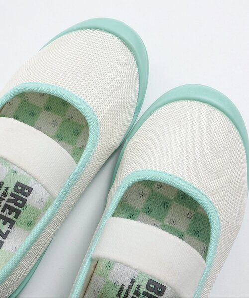 BREEZE(ブリーズ)の「メッシュ上履き(スリッポン・キッズ・ベージュ/ミント/ブラック・16/15 /14/19/18/17)」の6枚目の写真