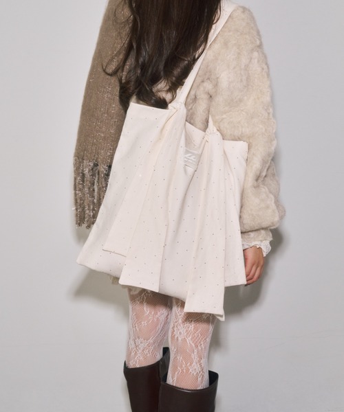 mellowneon（メロウネオン）の「マルチウェイビジューリボントートバッグ（トートバッグ・レディース・ブラック/アイボリー/ブラウン・FREE）」の2枚目の写真