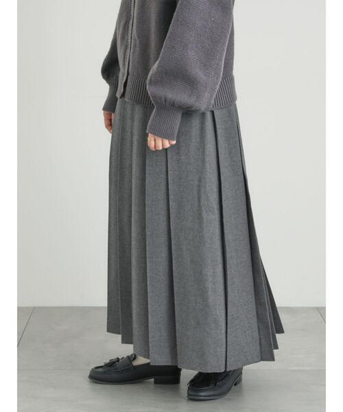 Samansa Mos2（サマンサ モスモス）の「【帯電防止裏地】柄アソートプリーツスカート（スカート・レディース・ベージュ/チャコールグレー/レッド/グリーン・F）」の2枚目の写真