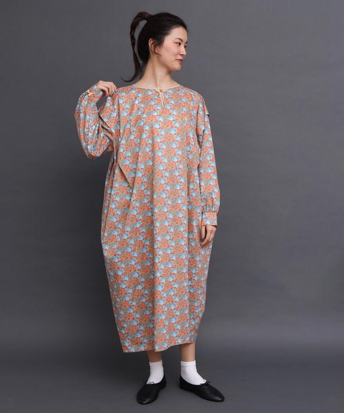 I am I in fact...（アイアムアイインファクト）の「Liberty over china ドレス（ワンピース・レディース・グリーン/オレンジ・FREE）」の2枚目の写真