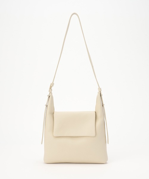 IACUCCI（イアクッチ）の「サーリチェ S CERVO（ショルダーバッグ・レディース・イエロー/アイボリー・FREE）」の12枚目の写真