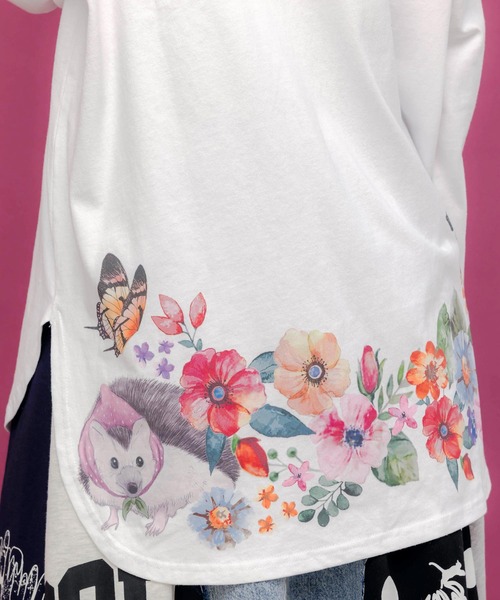 ScoLar（スカラー）の「153750：後ろ裾ウサギ＆花柄ロンT（Tシャツ/カットソー・レディース・オフホワイト・M）」の2枚目の写真