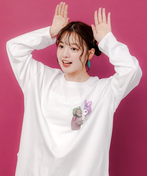 ScoLar（スカラー）の「153750：後ろ裾ウサギ＆花柄ロンT（Tシャツ/カットソー・レディース・オフホワイト・M）」の3枚目の写真