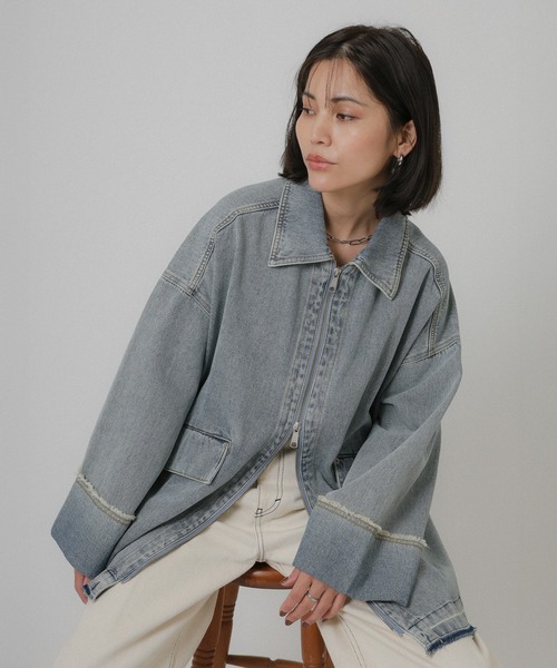 Floran（フローラン）の「オーバーサイズ　デニムジャケット（デニムジャケット・レディース・ワンウォッシュ/ライトブルー・FREE）」の5枚目の写真