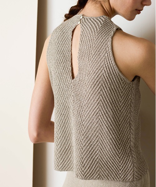 WALANCE(ワランス)の「paper knit sleeveless top(その他トップス・レディース・ブラック/オリーブ/サンドベージュ・FREE)」の11枚目の写真