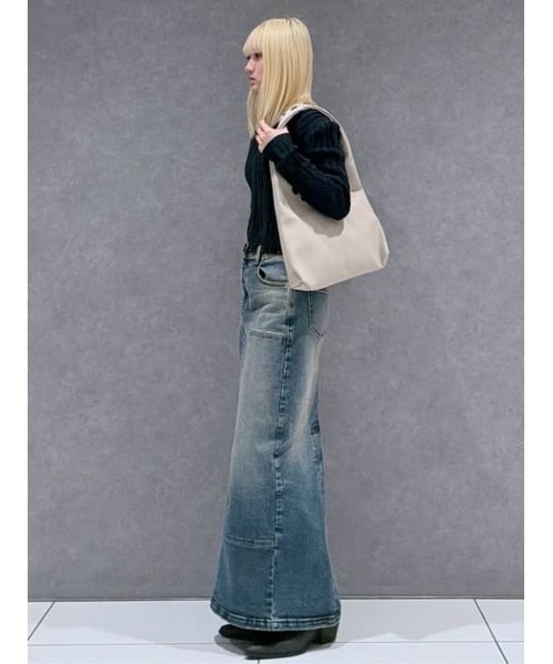 LAGUA GEM(ラグアジェム)の「DOUBLE KNEE LONG DENIM スカート(デニムスカート・レディース・ライトブルー/ブルー・X-SMALL/SMALL/MEDIUM)」の8枚目の写真
