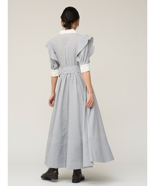 SNIDEL(スナイデル)の「Sustainableフリルデザインシャツワンピース(ワンピース・レディース・チェック/ストライプ/ホワイト・0/1)」の9枚目の写真