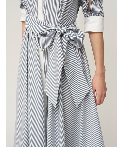 SNIDEL(スナイデル)の「Sustainableフリルデザインシャツワンピース(ワンピース・レディース・チェック/ストライプ/ホワイト・0/1)」の14枚目の写真