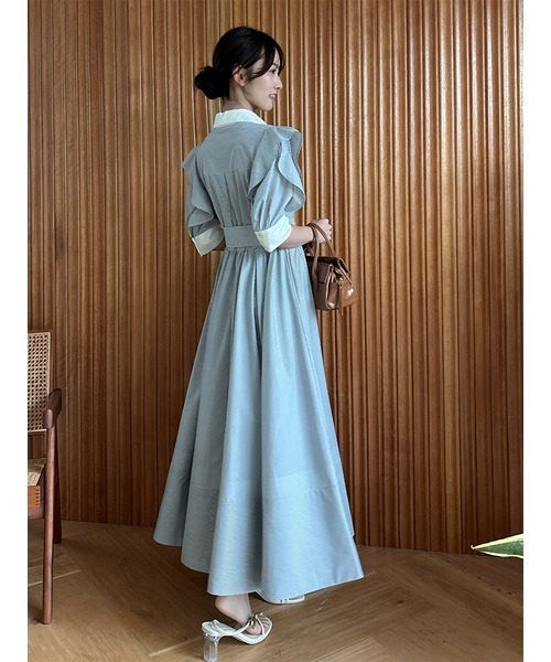 SNIDEL(スナイデル)の「Sustainableフリルデザインシャツワンピース(ワンピース・レディース・チェック/ストライプ/ホワイト・0/1)」の7枚目の写真