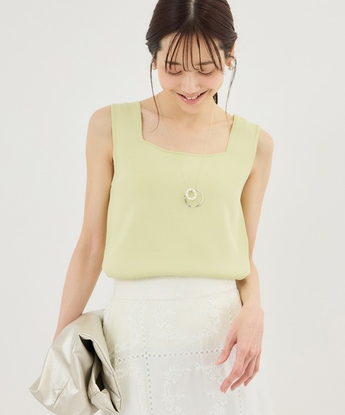 ROPE' PICNIC（ロペピクニック）の「スクエアネックニットタンクトップ（タンクトップ・レディース・ブラック/ダークブラウン/クリーム/キナリ・FREE）」の4枚目の写真