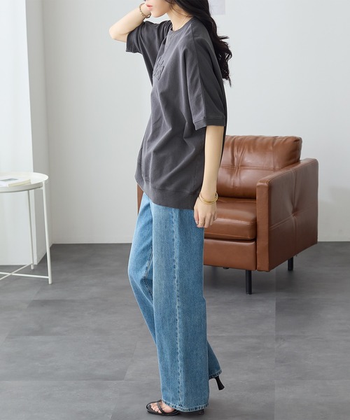 ReDial（リダイアル）の「アップリケロゴ刺繍ピグメントTシャツ（Tシャツ/カットソー・レディース・ピンク/チャコールグレー/モカ・3L/LL/L/M）」の18枚目の写真