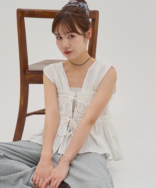 DISCOAT（ディスコート）の「【umm.】柄アソートギャザーリボンノースリ（シャツ/ブラウス・レディース・ブラック/オフホワイト/ブラック系その他・FREE）」の9枚目の写真