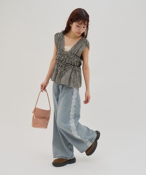 DISCOAT（ディスコート）の「【umm.】柄アソートギャザーリボンノースリ（シャツ/ブラウス・レディース・ブラック/オフホワイト/ブラック系その他・FREE）」の5枚目の写真