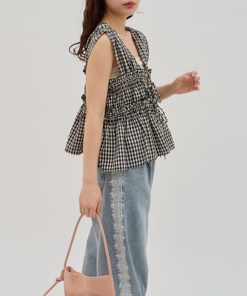 DISCOAT（ディスコート）の「【umm.】柄アソートギャザーリボンノースリ（シャツ/ブラウス・レディース・ブラック/オフホワイト/ブラック系その他・FREE）」の7枚目の写真