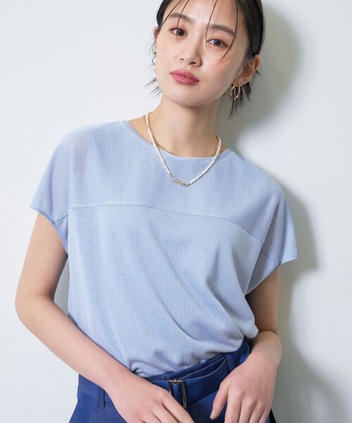 INDIVI（インディヴィ）の「【洗える／アンサンブル可能】シアースストライプトップス（Tシャツ/カットソー・レディース・ブラック/イエロー系その他/ブラウン系/ライトブルー/ホワイト・38）」の4枚目の写真