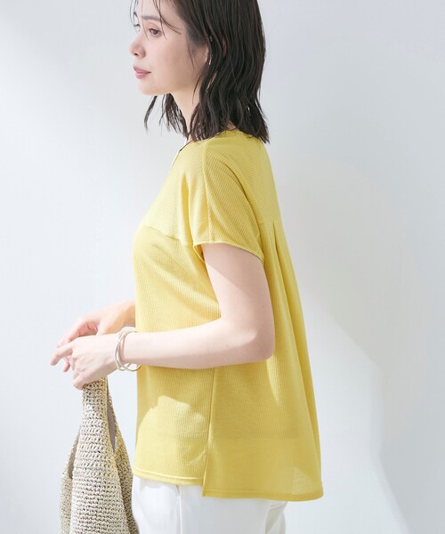 INDIVI(インディヴィ)の「【洗える/アンサンブル可能】シアースストライプトップス(Tシャツ/カットソー・レディース・ブラック/イエロー系その他/ブラウン系/ライトブルー/ホワイト・38/05/13/15 /19/34)」の15枚目の写真
