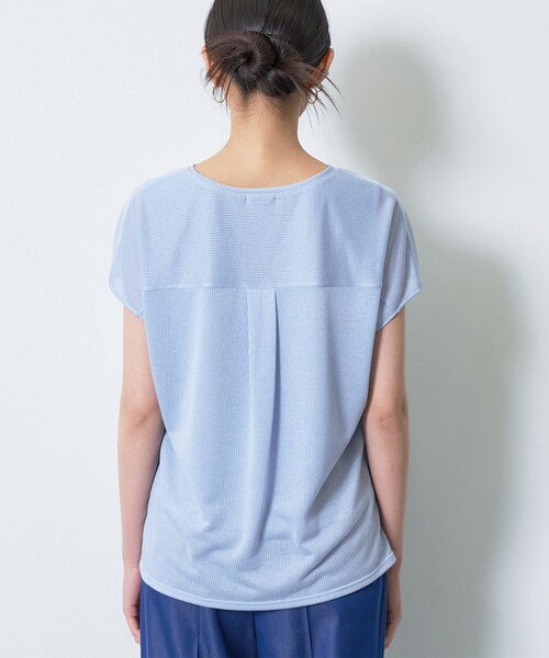 INDIVI（インディヴィ）の「【洗える／アンサンブル可能】シアースストライプトップス（Tシャツ/カットソー・レディース・ブラック/イエロー系その他/ブラウン系/ライトブルー/ホワイト・38/05/13/15 /19/34）」の6枚目の写真