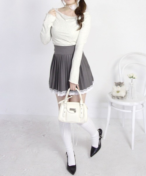 DearMyLoveRose(ディアマイラブローズ)の「ハートチャーム付きミニボストンバッグ【select Item】(ショルダーバッグ・レディース・ブラック/オフホワイト/ブラウン・FREE)」の6枚目の写真