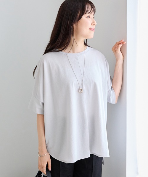 LAVEANGE(ラビアンジェ)の「【好機能シリーズ】接触冷感|トリコットワイドプルオーバー(Tシャツ/カットソー・レディース・ブラック/グレー/ドット/ベージュ/インディゴブルー/ネイビー/ダークブラウン・M/LL/3L/4L/5L)」の3枚目の写真