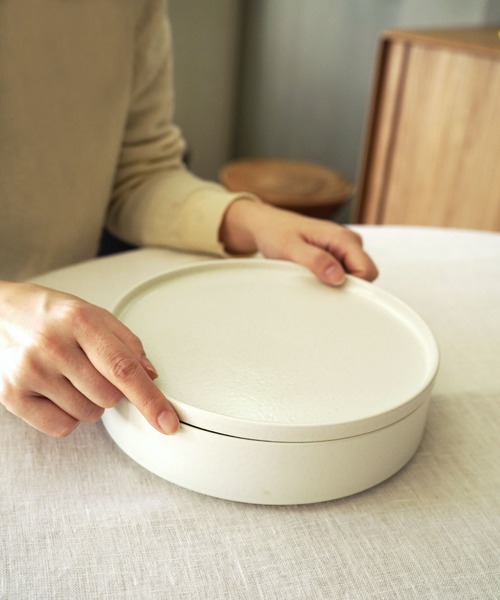 COSTA NOVA(コスタノバ)の「COSTA NOVA(コスタ・ノバ)Redonda ラウンドプレート 21cm(食器・レディース・グリーン/ホワイト・ONE SIZE)」の13枚目の写真