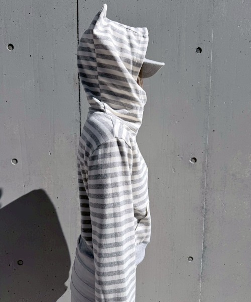 Never mind the XU / Chikashitsu+（ネバーマインド ザ エックスユー / チカシツプラス）の「【nmtc+】border horn zip up hoodie / 【エヌエムティーシープラス】ボーダーツノジップアップパーカー（パーカー・レディース・グレー/ブラック・ONE SIZE）」の17枚目の写真