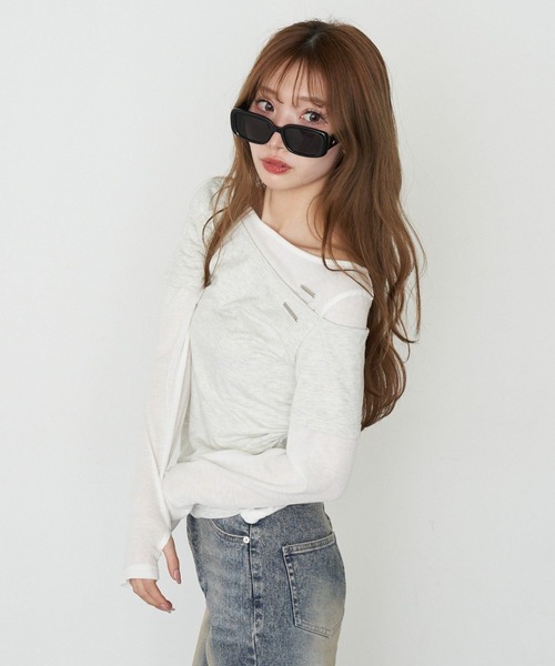 RAY CASSIN（レイカズン）の「オフショルレイヤードロンT（Tシャツ/カットソー・レディース・ホワイト/ホワイト系その他/ベージュ系その他2/グレー系その他2・FREE）」の5枚目の写真