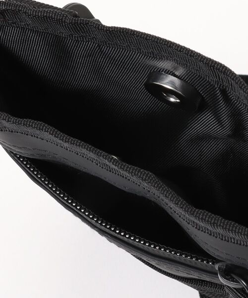 ARCHIVER(アーカイバ)の「【AS】【TRIUMPHAL】MINI SHOULDER BAG(ショルダーバッグ・メンズ・チャコールグレー/ライトブラウン/ダークグリーン/ネイビー/ワインレッド/ブラック・FREE)」の9枚目の写真