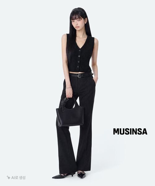 MUSINSA STANDARD WOMAN（ムシンサスタンダードウーマン）の「ウィメンズミニブークルボタンニットベスト[ブラック]（ベスト・レディース・その他・S/M）」の7枚目の写真