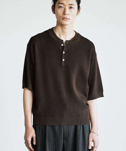 WYM LIDNM（ウィム バイ リドム）の「AZE H/S KNIT HENLEY（ニット/セーター・メンズ・グレー/ブラウン/チャコール・S/M/L）」の10枚目の写真