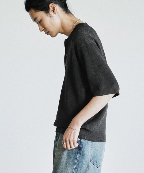 WYM LIDNM（ウィム バイ リドム）の「AZE H/S KNIT HENLEY（ニット/セーター・メンズ・グレー/ブラウン/チャコール・S/M/L）」の11枚目の写真