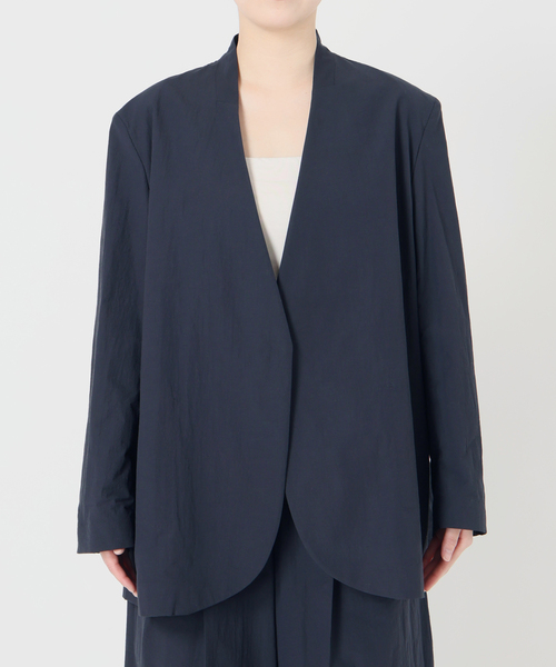 VERMEIL par iena(ヴェルメイユパーイエナ)の「《手洗い可》Dry Touch Collarless ジャケット(ノーカラージャケット・レディース・ネイビー・38/36)」の7枚目の写真