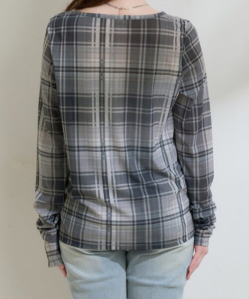 natural couture（ナチュラルクチュール）の「チュールチェックトップス（Tシャツ/カットソー・レディース・ブラウン/グレー/ベージュ・FREE）」の7枚目の写真