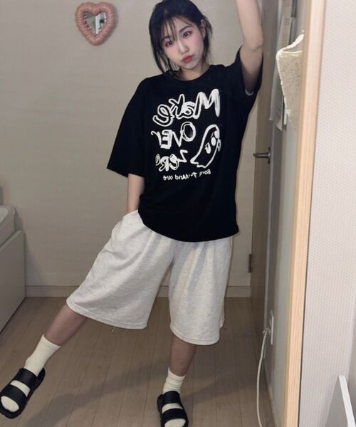 MOZMOZ(モズモズ)の「ゴーストドローイングオーバーサイズ半袖Tシャツブラック(Tシャツ/カットソー・レディース・その他・1/2/3)」の9枚目の写真